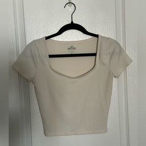 White Basic Hollister shirt (small)